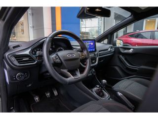 Ford Fiesta 1.0 EcoBoost ST-Line | Apple Carplay/Android Auto | Cruise control | Sportstoelen | Navigatie | P...