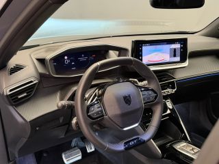 Peugeot 2008 1.2 Hybrid 145 GT Elek. Voorstoel | Voorstoelen Verwarmd | Massage | Camera | LED | Digitaal Dash...