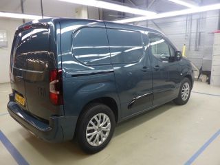 Peugeot e-Partner 50 kWh 3-ZITS | DRAADLOOS CARPLAY | NAVI 10" | RIJKLAARPRIJS!!