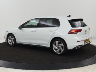 Volkswagen Golf 1.4 eHybrid GTE | Stoelverwarming | Adaptive cruise | Carplay | Navigatie | Parkeerhulp | Full LE...