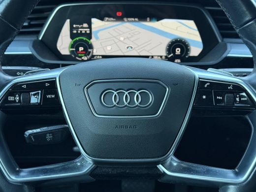 Audi e-tron 55 Aut. Quattro Bus Edition 95kWh | Trekhaak| Navi | LED | ActivLease financial lease