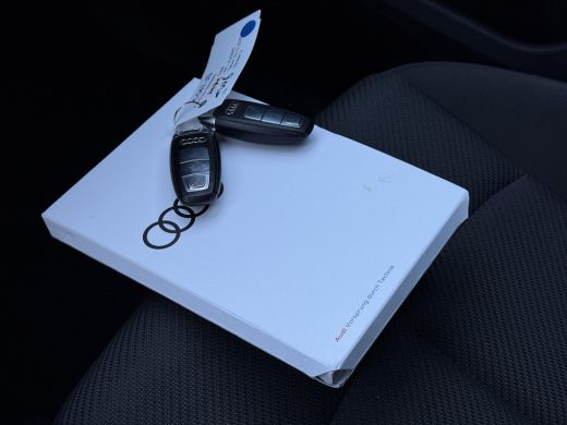 Audi e-tron 55 Aut. Quattro Bus Edition 95kWh | SoH 90% | Trekhaak| Navi | LED | ActivLease financial lease