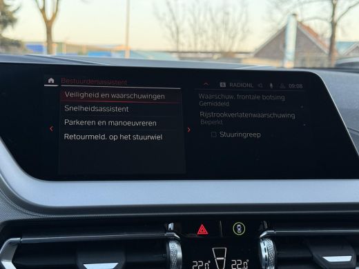 BMW 1 Serie 116d Aut. Executive Bus. Edition | Facelift | Navi | Camera | Virtual i-Cockpit | ActivLease financial lease