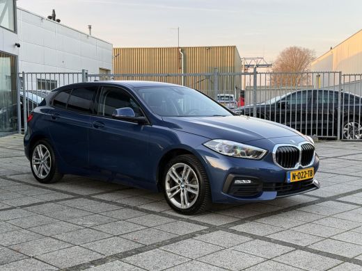 BMW 1 Serie 116d Aut. Executive Bus. Edition | Facelift | Navi | Camera | Virtual i-Cockpit | ActivLease financial lease