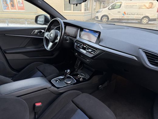 BMW 2 Serie Gran Coup&eacute; 218i Aut. M-Sport | Carplay | Camera | Sport Stoelen | ActivLease financial lease
