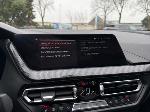 BMW 2 Serie Gran Coup&eacute; 218i Aut. Sport Edition | LED | Sport Leder | Navi | Camera | ActivLease financial lease