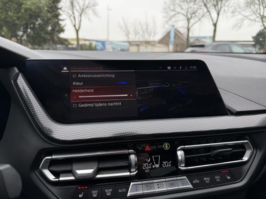 BMW 2 Serie Gran Coup&eacute; 218i Aut. Sport Edition | LED | Sport Leder | Navi | Camera | ActivLease financial lease