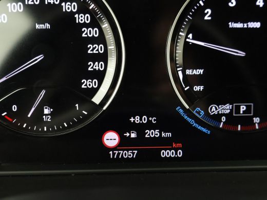 BMW X1 sDrive18i AUT. SPORTLINE + TREKHAAK | LED | SPORTSTOELEN | STOELVERWARMING | NAVIGATIE ActivLease financial lease