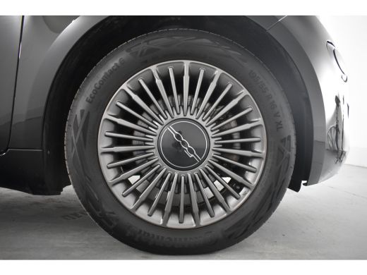 Fiat 500 Icon 42 kWh | 1e Eigenaar! | Navi | Clima | Half Leder | Cruise Control | Lichtmetalen Velgen | DAB ActivLease financial lease