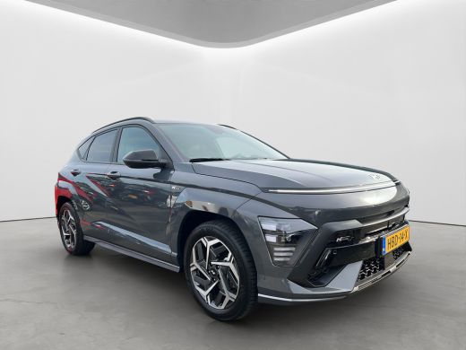 Hyundai Kona 1.6 GDI 141pk HEV N-Line | Premium audio | 360 camera | Bestuurdersstoel met geheugen | Adaptive ... ActivLease financial lease
