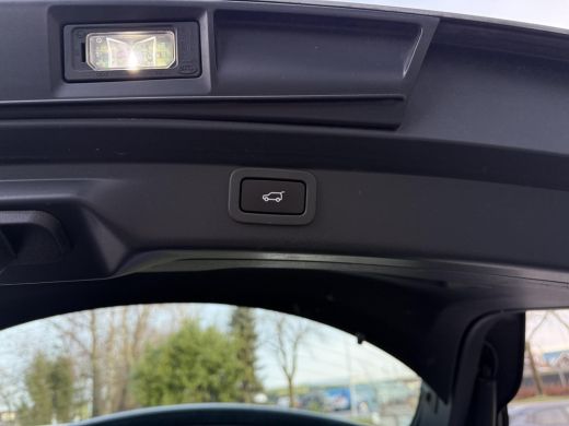 Jaguar I-PACE EV320 SE Aut. Bus. Pack 90kWh | Leder | Meridian | Memory | ActivLease financial lease