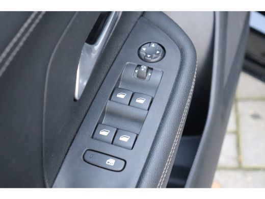 Opel Mokka 1.2 TURBO 130PK GS-LINE AUTOMAAT / NAVI / LEDER / CLIMA / LED / PDC / 17" LMV / CAMERA / KEYLESS ... ActivLease financial lease