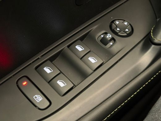 Peugeot 208 Hybrid 100 e-DCS6 GT Climate | Cruise | LMV 17'' | Apple Carplay/Android Auto | Camera | | Achter... ActivLease financial lease