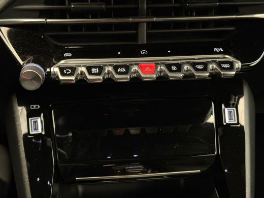 Peugeot 208 Hybrid 100 e-DCS6 GT Climate | Cruise | LMV 17'' | Apple Carplay/Android Auto | Camera | | Achter... ActivLease financial lease