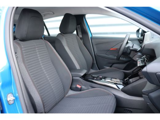 Peugeot e-208 EV 136PK ACTIVE PACK AUTOMAAT / NAVI / CLIMA / PDC / 16" LMV / CRUISECONTROL / I-COCKPIT / FULL-L... ActivLease financial lease