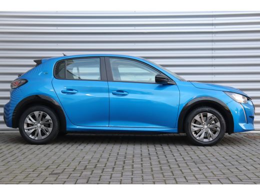Peugeot e-208 EV 136PK ACTIVE PACK AUTOMAAT / NAVI / CLIMA / PDC / 16" LMV / CRUISECONTROL / I-COCKPIT / FULL-L... ActivLease financial lease
