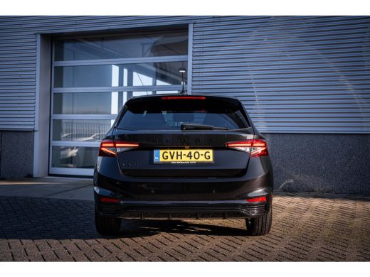 Skoda Fabia 1.0 TSI Monte Carlo | Achteruitrijcamera | Lichtmetalen velgen 5-spaaks 16" | Metaalkleur ActivLease financial lease