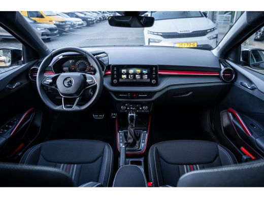 Skoda Fabia 1.0 TSI Monte Carlo | Achteruitrijcamera | Lichtmetalen velgen 5-spaaks 16" | Metaalkleur ActivLease financial lease