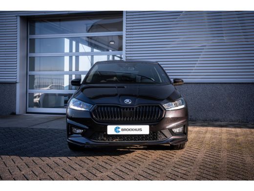 Skoda Fabia 1.0 TSI Monte Carlo | Achteruitrijcamera | Lichtmetalen velgen 5-spaaks 16" | Metaalkleur ActivLease financial lease