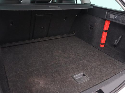 Skoda Octavia 1.0 TSI Business Edition Plus | Leder | Stoelverwarming | Virtual Cockpit | Trekhaak | Full LED |... ActivLease financial lease