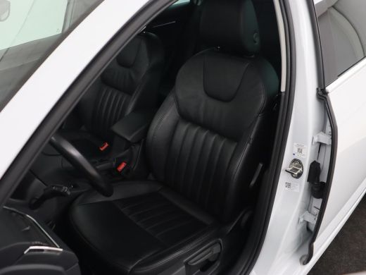 Skoda Octavia 1.0 TSI Business Edition Plus | Leder | Stoelverwarming | Virtual Cockpit | Trekhaak | Full LED |... ActivLease financial lease