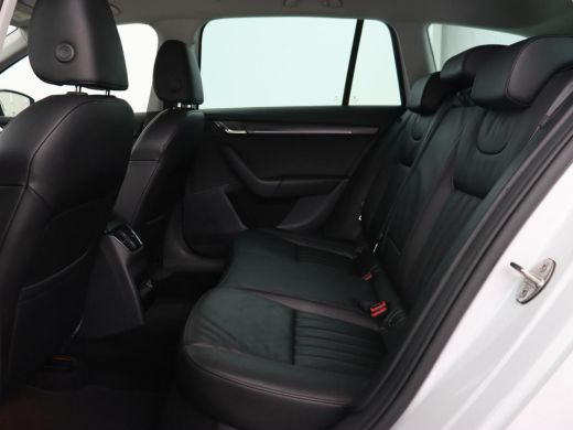 Skoda Octavia 1.0 TSI Business Edition Plus | Leder | Stoelverwarming | Virtual Cockpit | Trekhaak | Full LED |... ActivLease financial lease