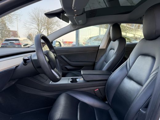 Tesla Model 3 Long Range AWD 75kWh | Autopilot | Panorama | Leder | 19 Inch | ActivLease financial lease