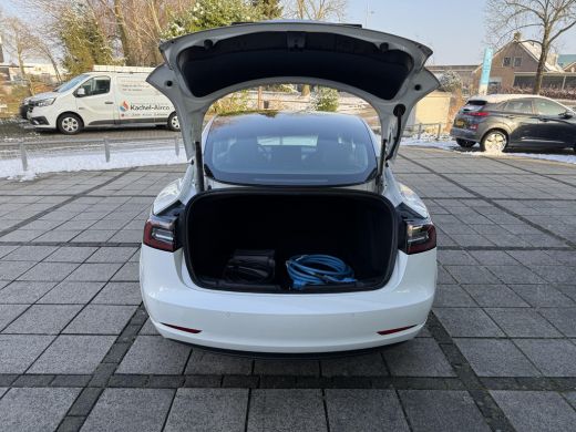 Tesla Model 3 Long Range AWD 75kWh | Autopilot | Panorama | Leder | 19 Inch | ActivLease financial lease