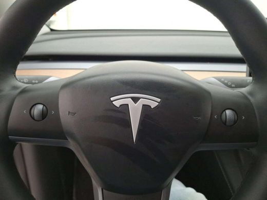 Tesla Model Y Aut. STD Range Plus | Navi | Panorama | Camera ActivLease financial lease
