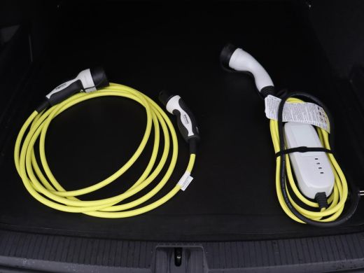 Volkswagen Passat 1.4 TSI PHEV GTE | Trekhaak | Stoelverwarming | Camera | Adaptive cruise | Carplay | Matrix LED |... ActivLease financial lease