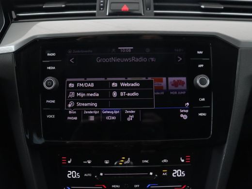Volkswagen Passat 1.4 TSI PHEV GTE | Trekhaak | Stoelverwarming | Camera | Adaptive cruise | Carplay | Matrix LED |... ActivLease financial lease