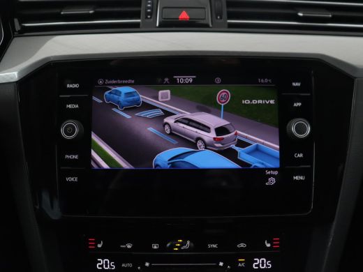 Volkswagen Passat 1.4 TSI PHEV GTE | Trekhaak | Stoelverwarming | Camera | Adaptive cruise | Carplay | Matrix LED |... ActivLease financial lease