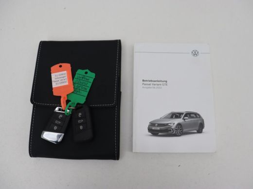 Volkswagen Passat 1.4 TSI PHEV GTE | Trekhaak | Stoelverwarming | Camera | Adaptive cruise | Carplay | Matrix LED |... ActivLease financial lease