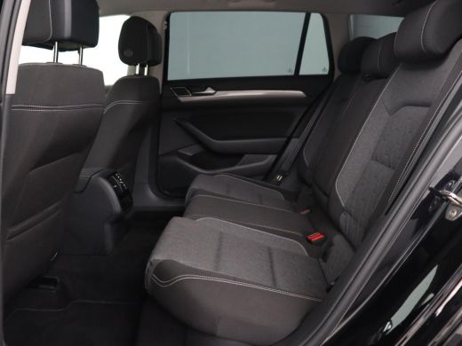 Volkswagen Passat 1.4 TSI PHEV GTE | Trekhaak | Stoelverwarming | Camera | Adaptive cruise | Carplay | Matrix LED |... ActivLease financial lease