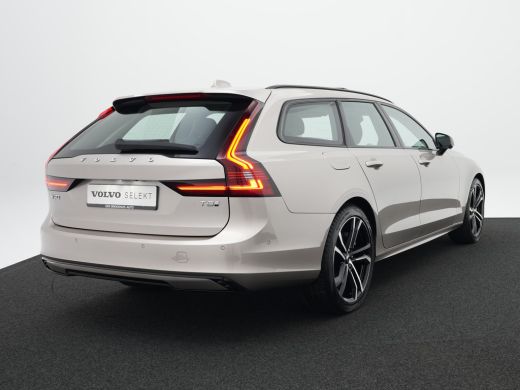 Volvo  V90 T8 AWD Ultra Executive Edition Dark Luchtvering | Bowers & Wilkins | Trekhaak | Massage | 360&deg; Ca... ActivLease financial lease