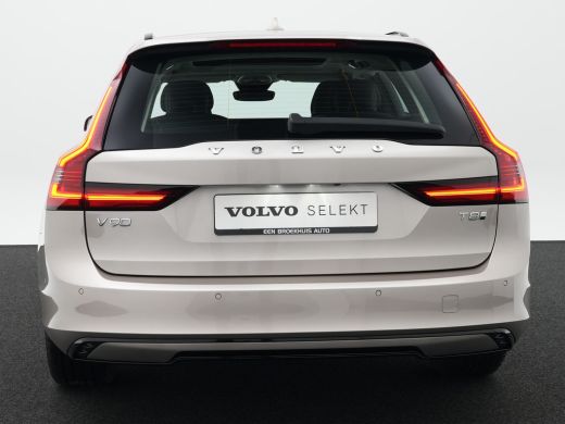 Volvo  V90 T8 AWD Ultra Executive Edition Dark Luchtvering | Bowers & Wilkins | Trekhaak | Massage | 360&deg; Ca... ActivLease financial lease