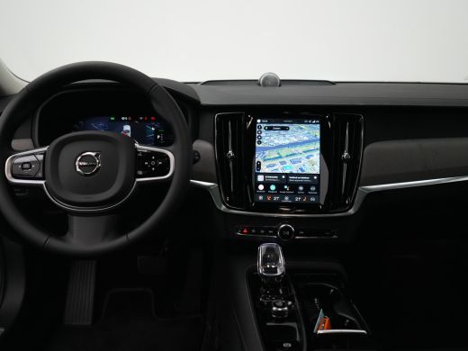 Volvo  V90 T8 AWD Ultra Executive Edition Dark Luchtvering | Bowers & Wilkins | Trekhaak | Massage | 360&deg; Ca... ActivLease financial lease