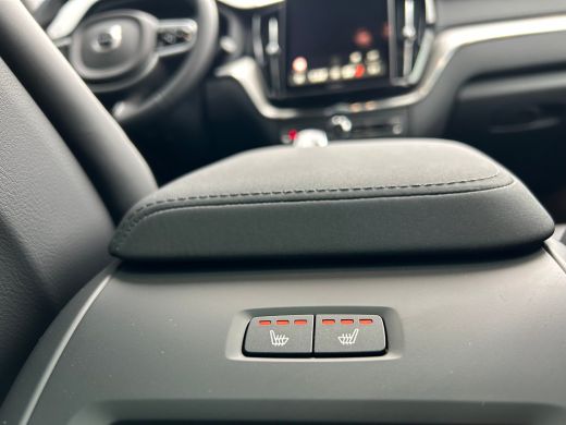 Volvo  XC60 2.0 T8 Plug-in-hybrid AWD Polestar Engineered | 10A Schucko - Mennekes 7 meter laadkabel | Alarms... ActivLease financial lease