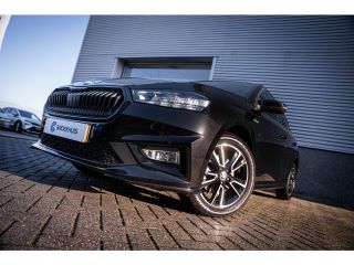 Skoda Fabia 1.0 TSI Monte Carlo | Achteruitrijcamera | Lichtmetalen velgen 5-spaaks 16" | Metaalkleur