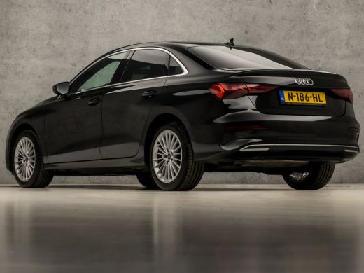 Audi A3 Limousine 30 TFSI Sport Automaat (APPLE CARPLAY, GROOT NAVI, CLIMATE, SPORTSTOELEN, GETINT GLAS, ... ActivLease financial lease