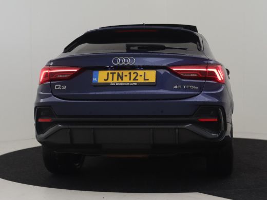 Audi Q3 45 TFSI e S Edition 245pk | 360 camera | schuif/kanteldak | Dodehoekdetectie | Adaptief cruise co... ActivLease financial lease