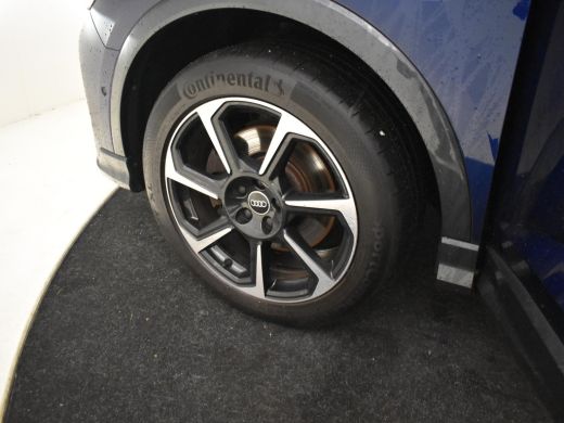 Audi Q3 45 TFSI e S Edition 245pk | 360 camera | schuif/kanteldak | Dodehoekdetectie | Adaptief cruise co... ActivLease financial lease