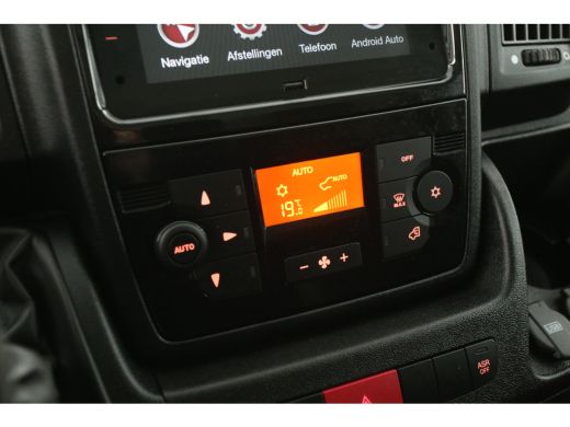 Citroën Jumper 2.2 BlueHDi 140PK L2H2 | Clima | Cruise | 3-Zits | Carplay | Navigatie | Parkeersens. ActivLease financial lease