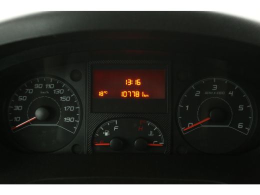 Citroën Jumper 30 2.2 BlueHDi L2H2 | DC | 6-Zits | Euro6 | Airco | Camera | Cruise | Trekh. | Navigatie ActivLease financial lease