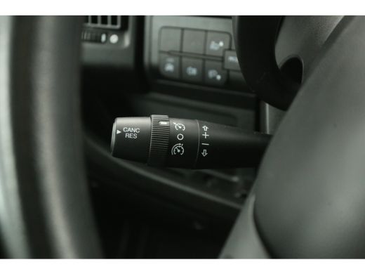 Citroën Jumper 30 2.2 BlueHDi L2H2 | DC | 6-Zits | Euro6 | Airco | Camera | Cruise | Trekh. | Navigatie ActivLease financial lease