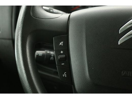 Citroën Jumper 30 2.2 BlueHDi L2H2 | DC | 6-Zits | Euro6 | Airco | Camera | Cruise | Trekh. | Navigatie ActivLease financial lease