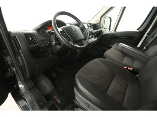 Citroën Jumper 30 2.2 BlueHDi L2H2 | DC | 6-Zits | Euro6 | Airco | Camera | Cruise | Trekh. | Navigatie ActivLease financial lease