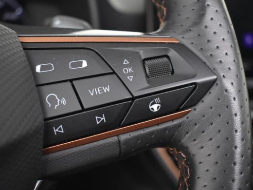 CUPRA Leon Sportstourer 1.4 e-Hybrid VZ Business 245pk | Panorama dak | Cruise control | Navigatie | Stuur & Stoelverwarm... ActivLease financial lease