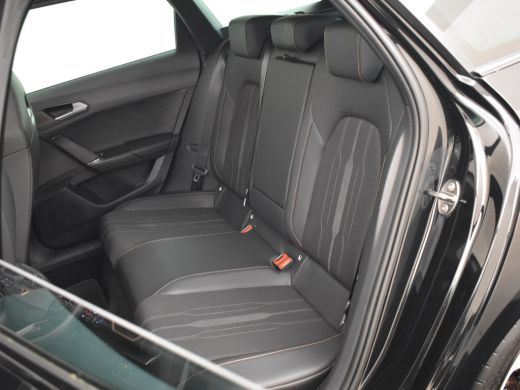 CUPRA Leon Sportstourer 1.4 e-Hybrid VZ Business 245pk | Panorama dak | Cruise control | Navigatie | Stuur & Stoelverwarm... ActivLease financial lease