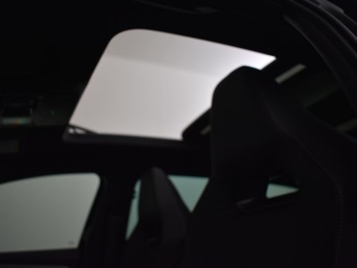 CUPRA Leon Sportstourer 1.4 e-Hybrid VZ Business 245pk | Panorama dak | Cruise control | Navigatie | Stuur & Stoelverwarm... ActivLease financial lease